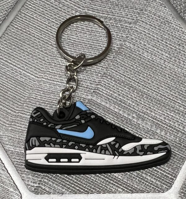 NK AM1 ATMOS ELEPHANT (2017) KEYCHAIN